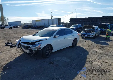 2015 Nissan Altima 2.5/2.5 S/2.5 Sl/2.5 Sv из США, поврежденный, VIN 1N4AL3AP9FC459694